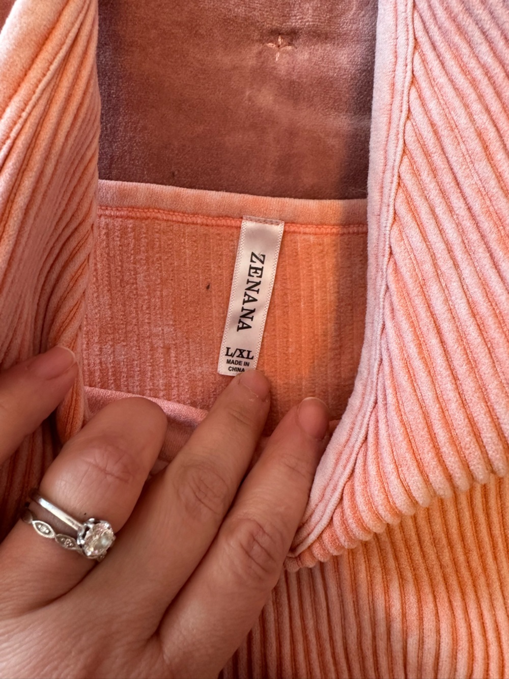 Zenana Ribbed V-Neck Tank Top /bralette Peach - Picture 2 of 4
